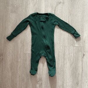 Green ribbed onesie with zipper and footies